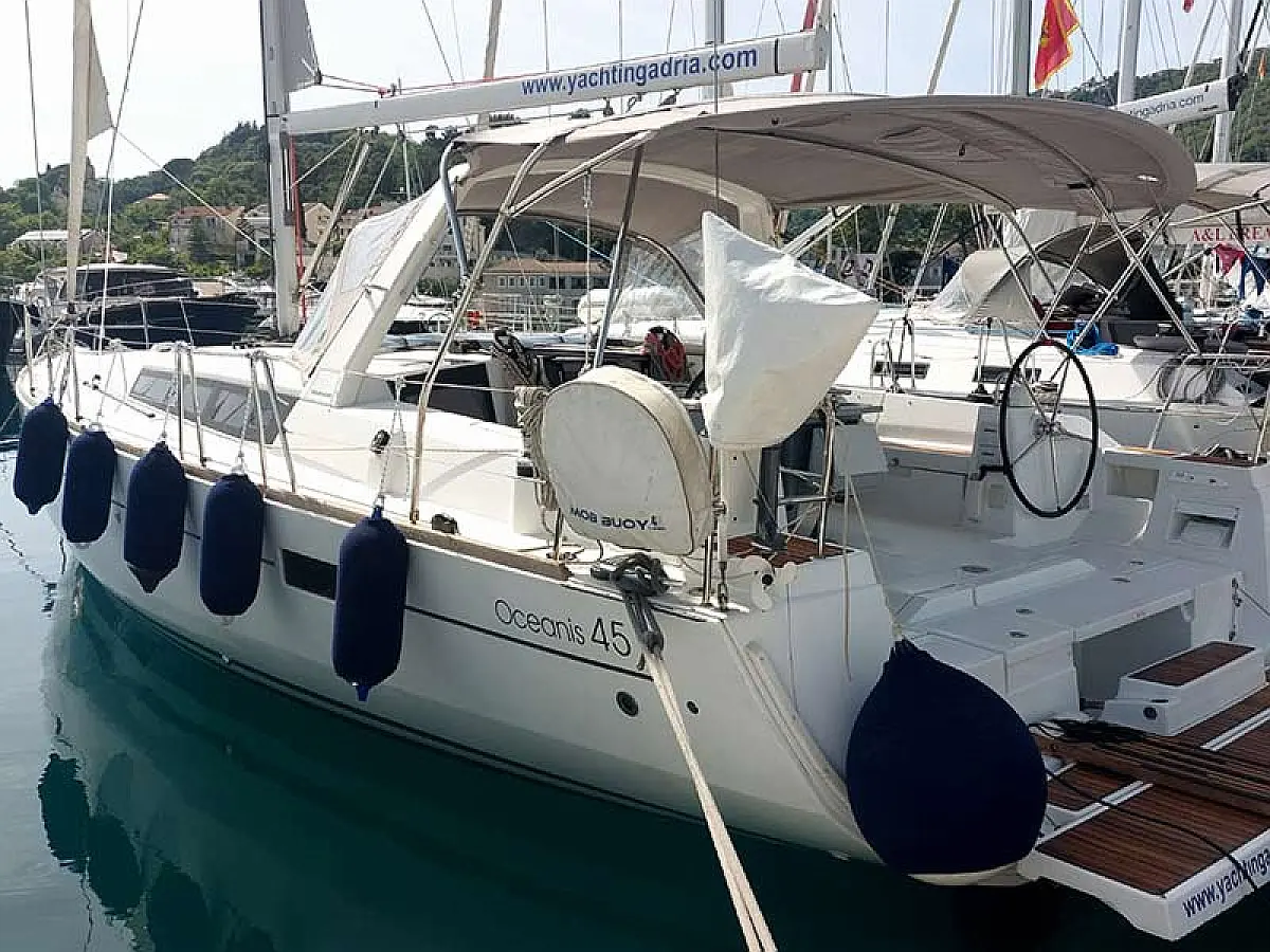 Oceanis 45